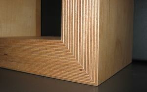 Plywood-corner-belleved-barnished