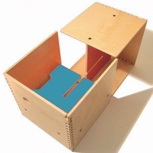 Perludi's kids furnishing 'Max in the box'