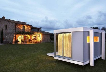 Modern playhouse benefits