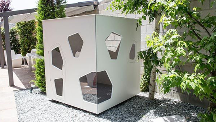 luxury outdoor playhouses